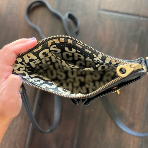 MARC BY MARC JACOBS Leather Crossbody Bag - Picture 6 of 10